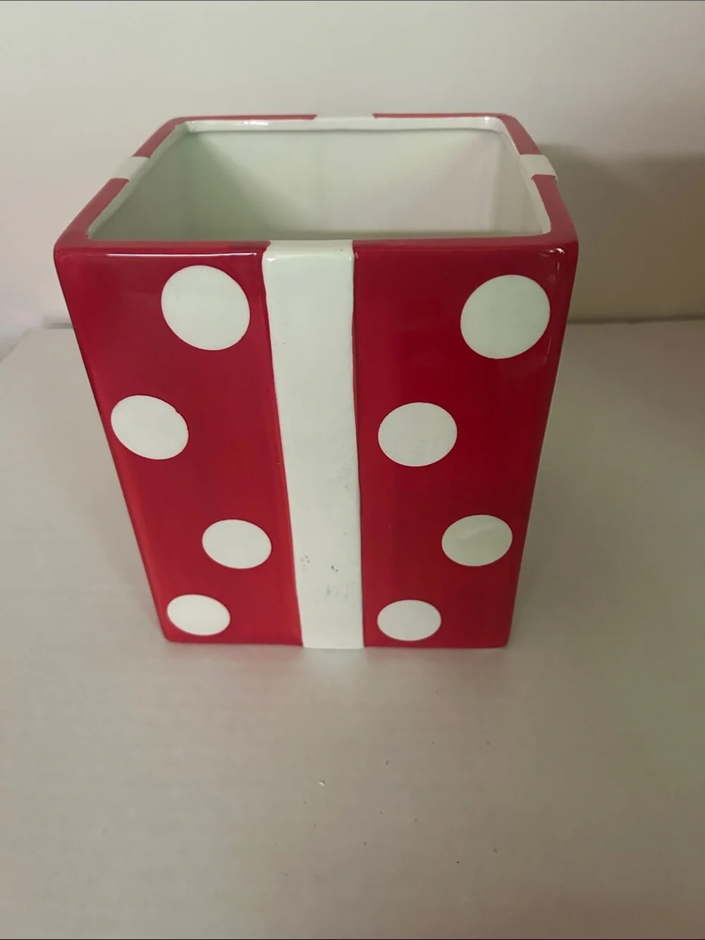 Scof Red and White Polka Dot Ceramic Gift Box with Bow